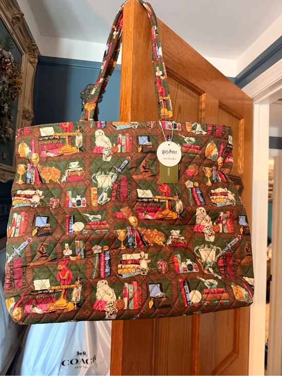 Vera Bradley Handbags - Vera Bradley Harry Potter NWT!